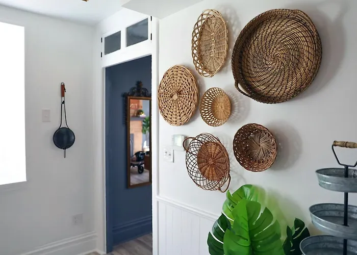 Yinz Retreat, Above The Pittsburgh